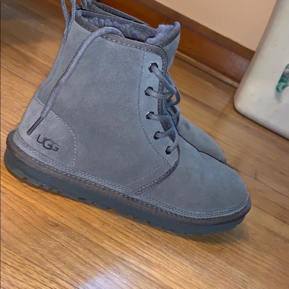 Men’s Grey Uggs